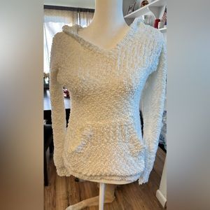 Cozy Hooded Sweater Venus